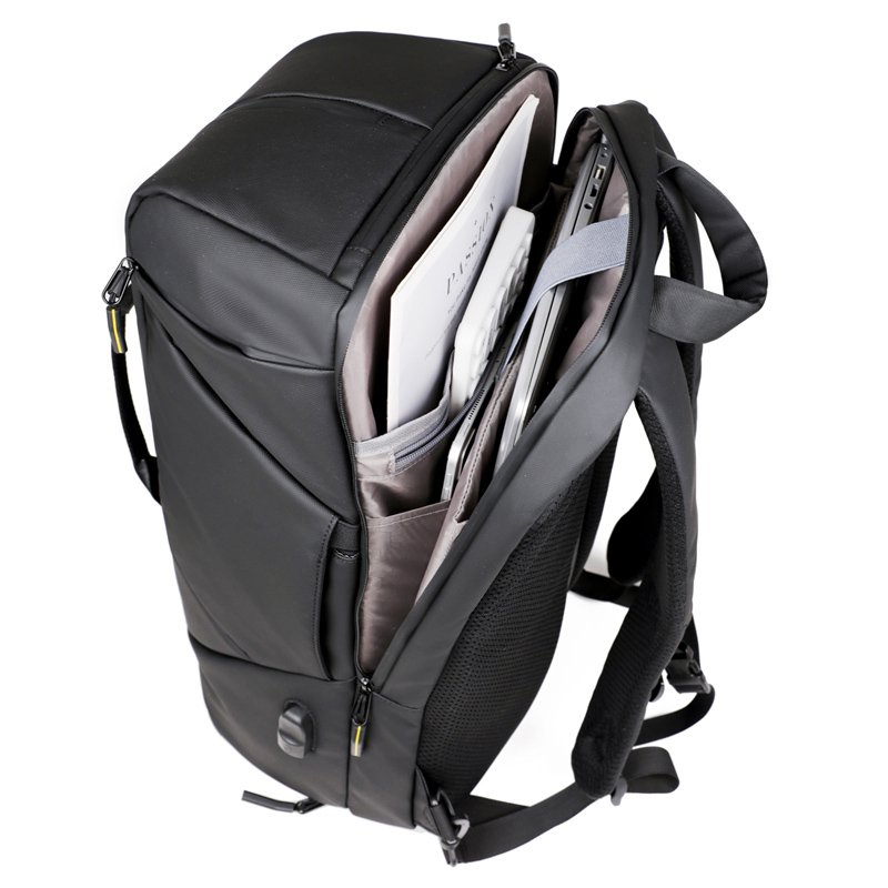 portable large capacity waterproof travel backpack-08